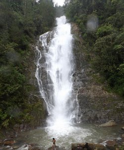 air terjun sarambu